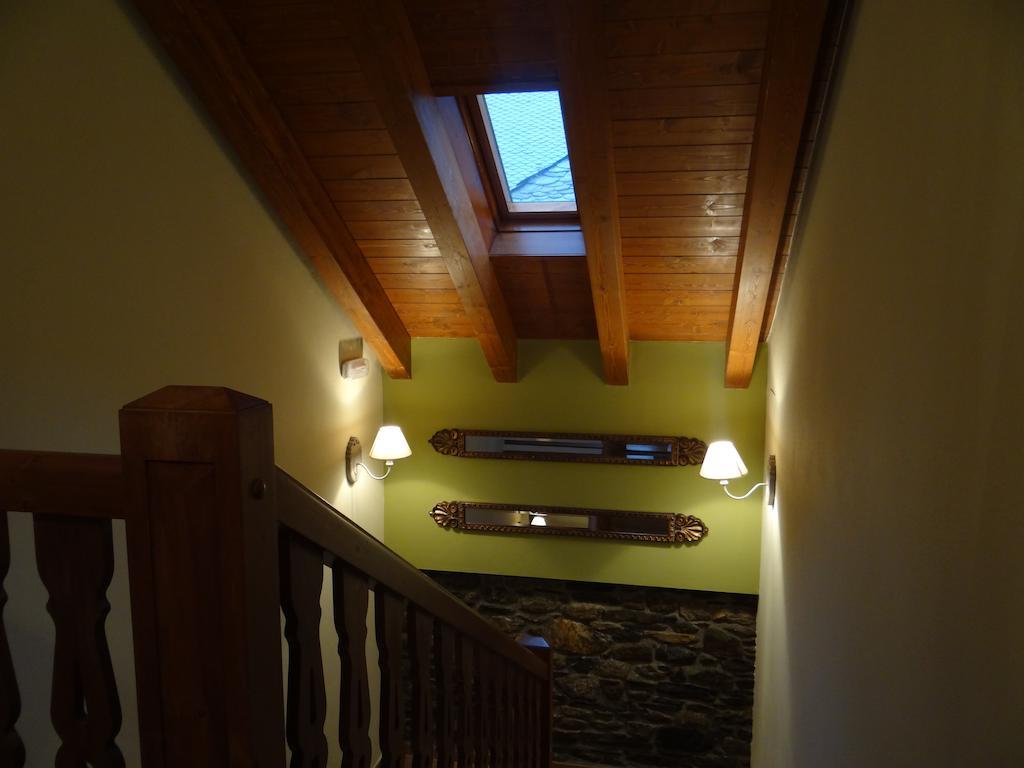 Alba D'Esteve. Casa Rural Espot Cameră foto